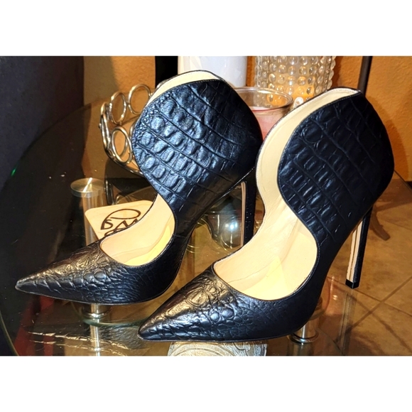 Yevrah Black Unique Heels Size 7 - Picture 2 of 6